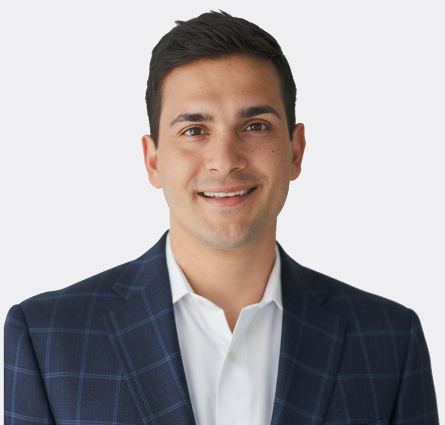 Max Ruvinov, Senior Investment Advisor